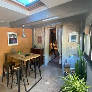  Appartement Maison De Avec Patio