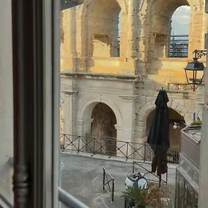  Appartement In Arles: De L'amphitheatre